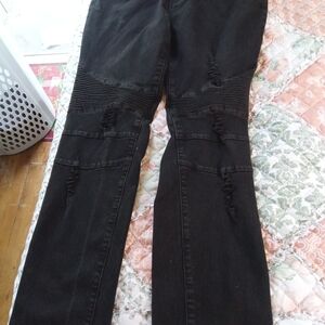 Men's Black Distressed Jeans